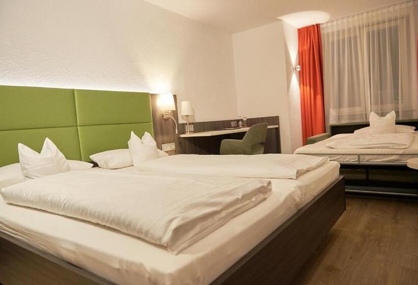 Номер Стандарт Трехместный, Insel Hotel Lindau
