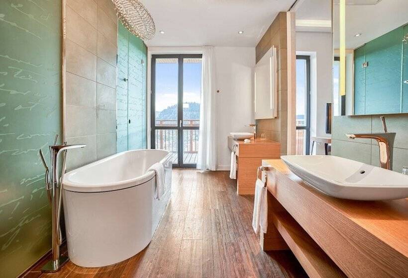 스위트, Radisson Blu Resort, Bukovel