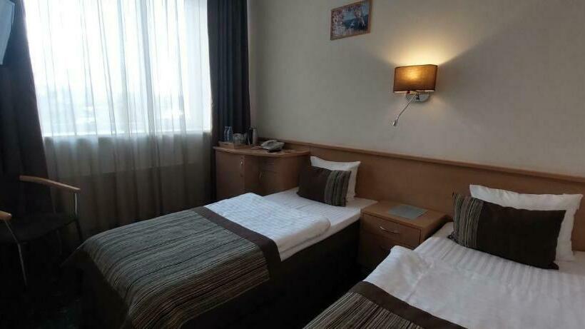 اتاق استاندارد, Sky High Hotel Airport 200 Meters From The Terminal