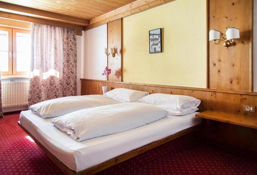 マウンテンビュースタンダードルーム, Sporthotel Kurzras