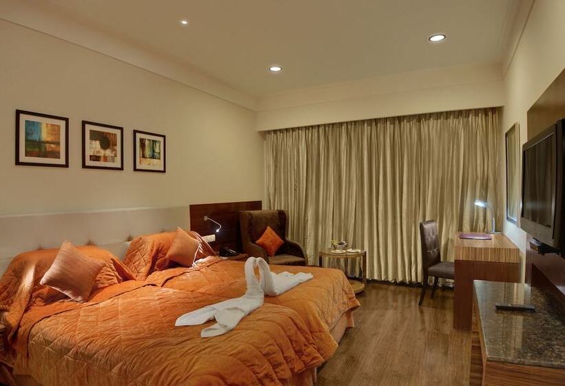 اتاق لوکس, The Golden Palms Hotel & Spa Delhi