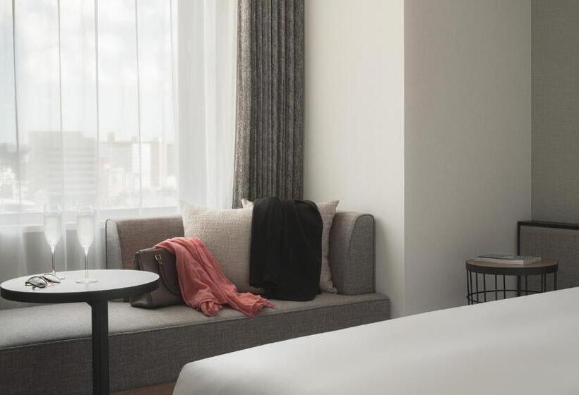 디럭스 룸, Nest Hotel Naha Nishi