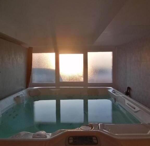 Номер Deluxe Вид на Море, La Bulle D Etel, Chambres & Spa