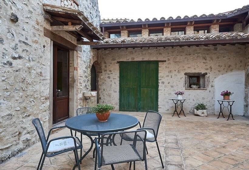 Апартаменты 1 Спальня Нижний Этаж, Castrum Resort