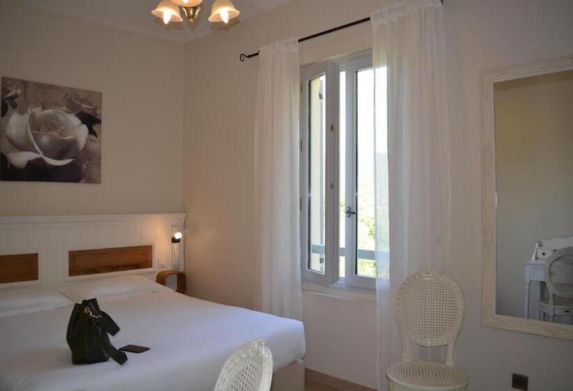 اتاق کلاسیک, Hôtel Le Colombier