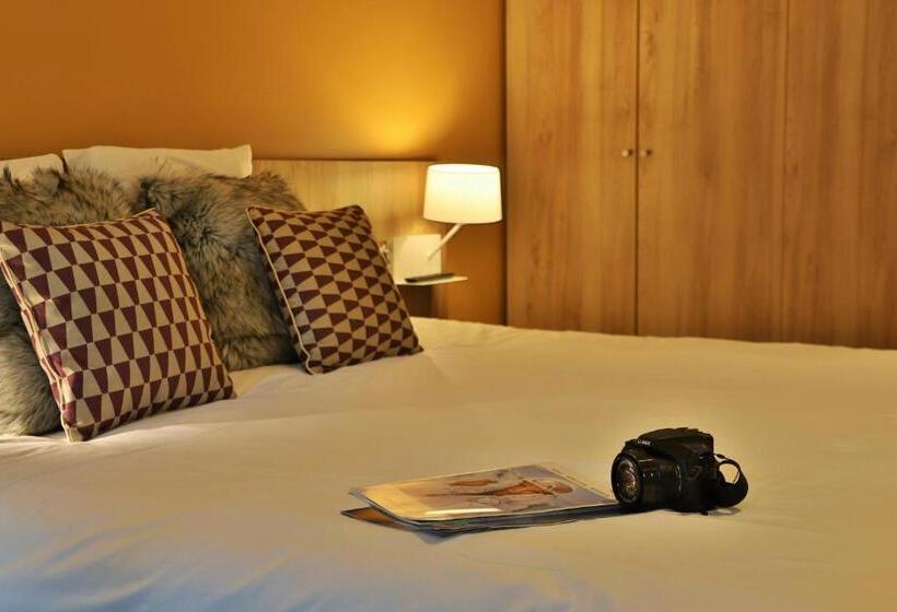 Номер Стандарт Трехместный, Sowell Hotels Mont Blanc Et Spa