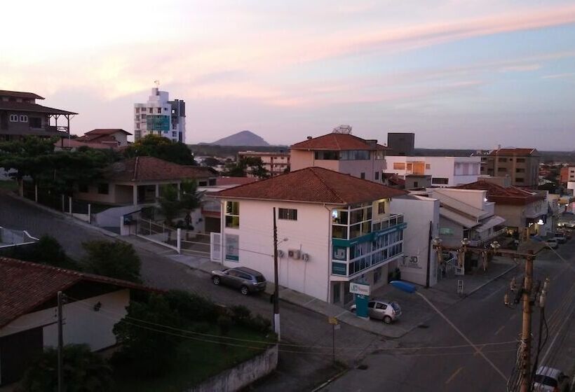 디럭스 트리플 룸, Vila Alaide Praia