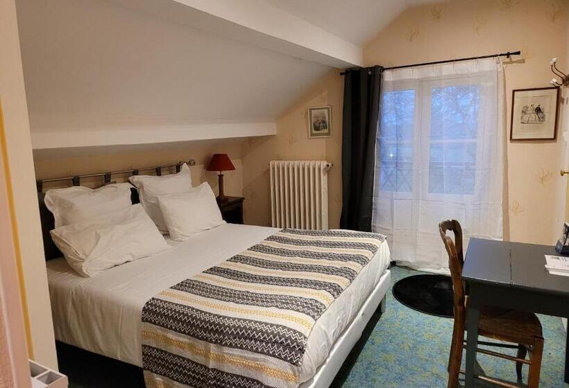اتاق استاندارد, Le Chalet Montégut