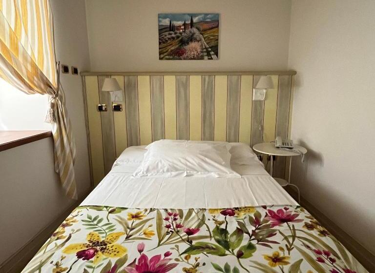 Номер Economy, Villa Euchelia