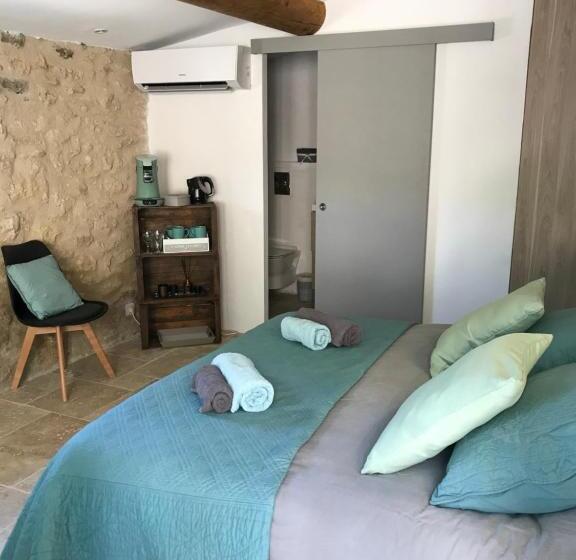 Номер Стандарт, Bastide Bellugue Maison D Hôtes Réseau Bienvenue à La Ferme à 3 Minutes De Lourmarin