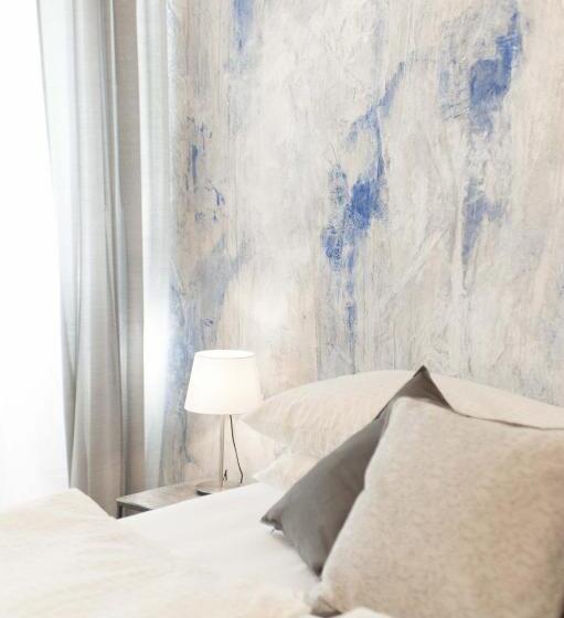Standard room with outdoor bath, Sleep In Udine