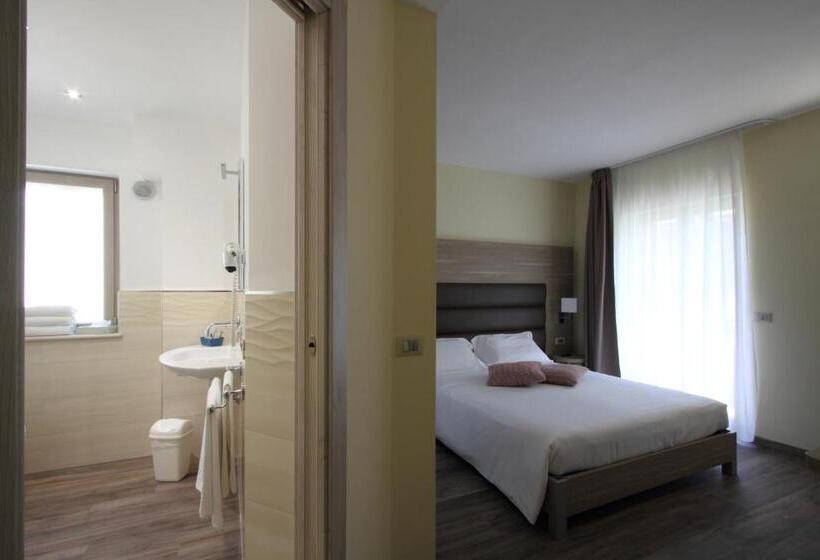 سوییت جونیور با بالکن, Il Viottolo Rooms And Breakfast