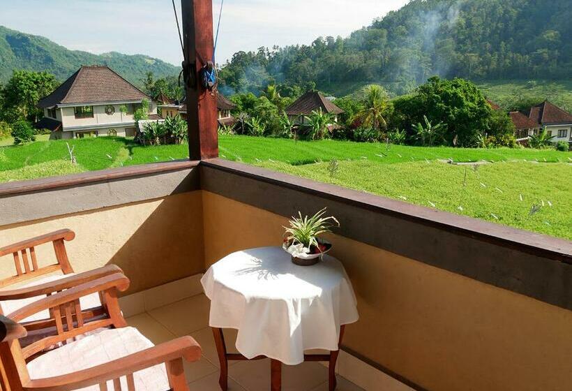 스탠다드 방갈로, Embang Homestay
