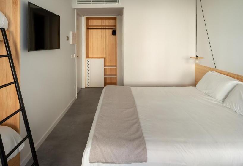 패밀리 룸, Cristina Enea Rooms