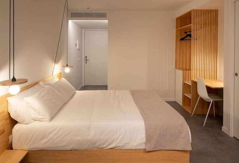 اتاق سوپریور با چشم‌انداز شهر, Cristina Enea Rooms
