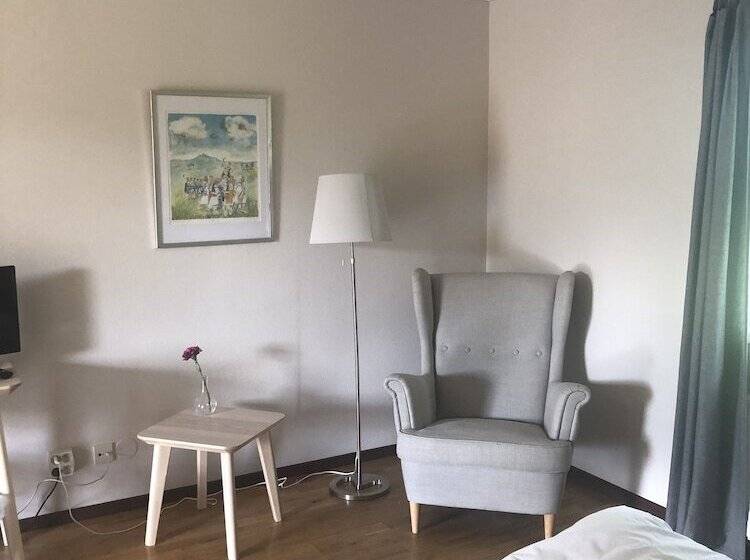 スタンダードルーム, Spångens Gästgivaregård & Hotell