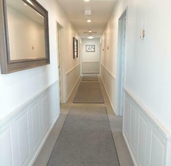 Студия Классика, Boutique Motel