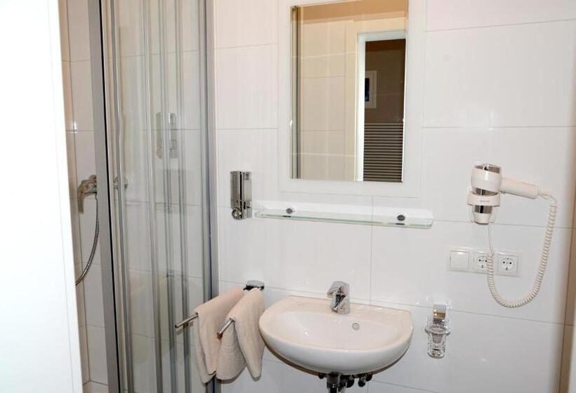 Апартаменты 1 Спальня, Baden