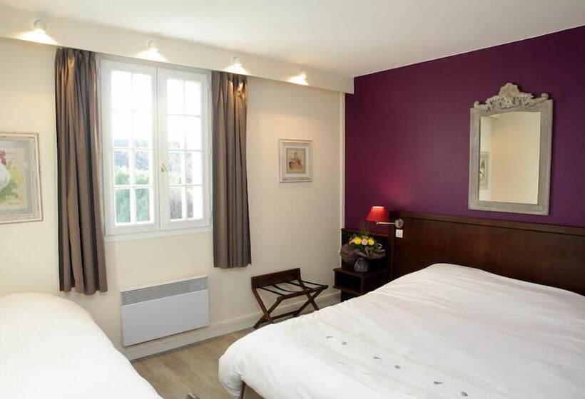 Номер Стандарт Трехместный, Logis Hôtel Les Nymphéas