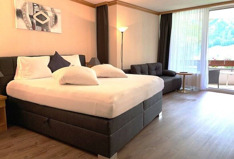 Номер Стандарт Трехместный, Quellenhof Leukerbad