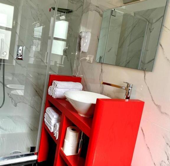اتاق لوکس, Midtown Salerno