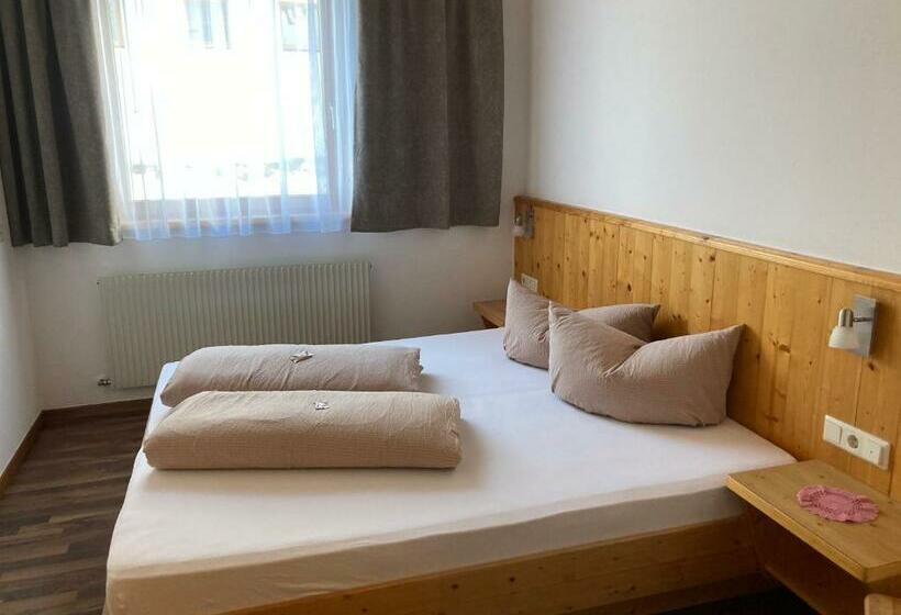 ３ベッドルームアパートメント, Garni Apart Wallamotta Silvretta Card Premium Betrieb