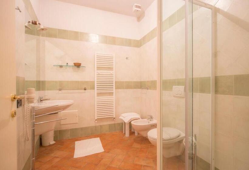 Номер Стандарт, Antichi Cortili