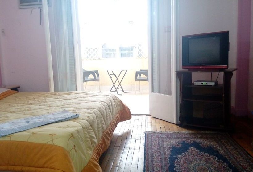 اتاق استاندارد, Cairo Moon Hostel