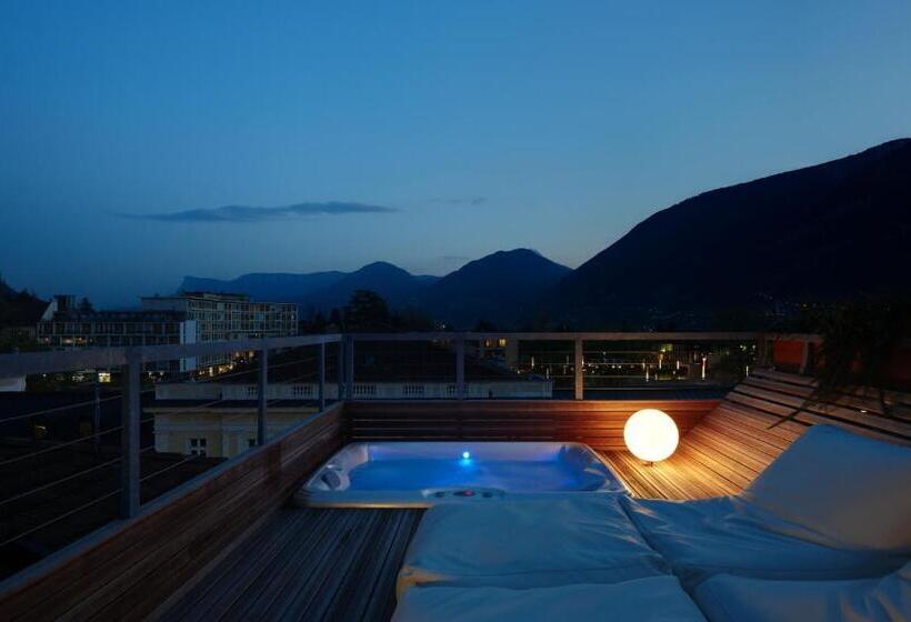 Люкс с гидромассажем, Boutique Hotel Imperialart
