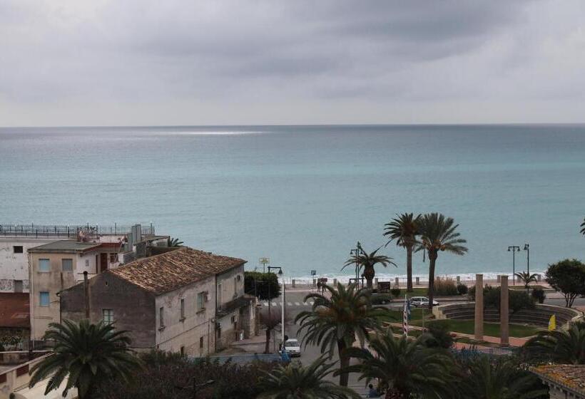 발코니가 있는 바다 전망 수피리어 룸, Mediterraneo