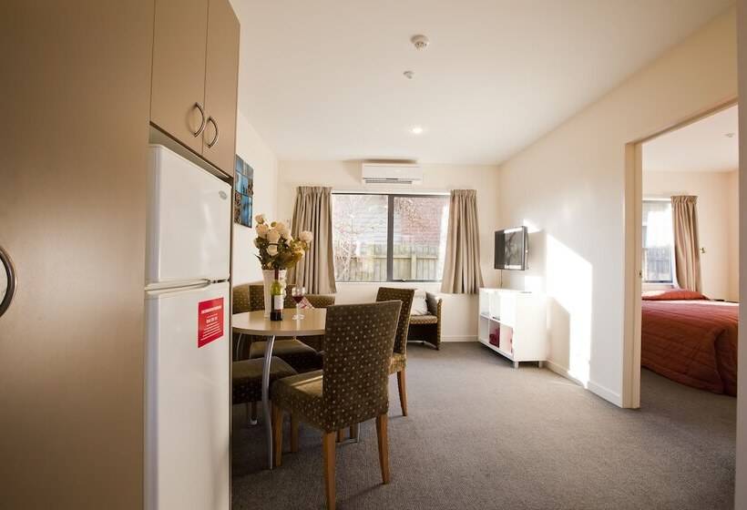 Апартаменты 1 Спальня, 298 Westside Motor Lodge