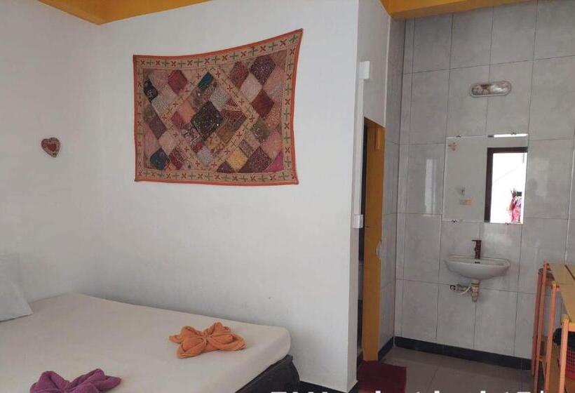 اتاق اکونومی, Auberge De La Plage