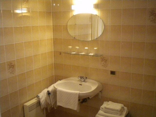 Номер Стандарт Трехместный, Contact Hotel Du Ladhof