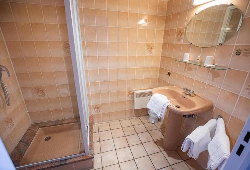Четырехместный Номер Стандарт, Contact Hotel Du Ladhof