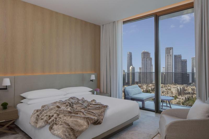带大床的高级房间, The Dubai Edition