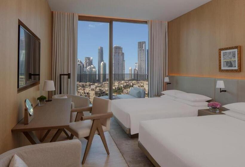 家庭间, The Dubai Edition