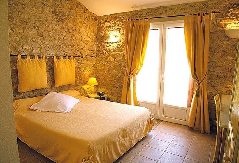 Номер Стандарт, Logis Hôtel & Spa Déjeunez Sous L Arbre