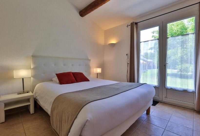 Номер Стандарт, Logis Hôtel & Spa Déjeunez Sous L Arbre