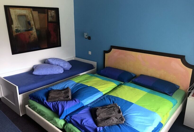 اتاق استاندارد سه نفره, B&b Matterhorn Golf