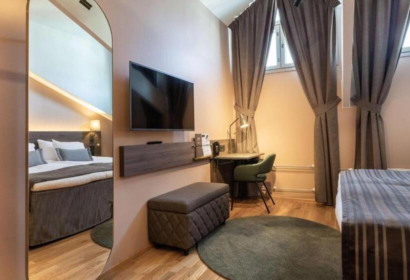 Стандартный Номер Кровать Кинг, Scandic Vaasa