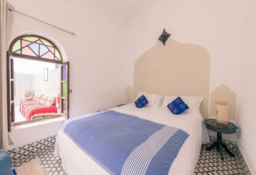 Номер Стандарт, Riad Dar Nawfal