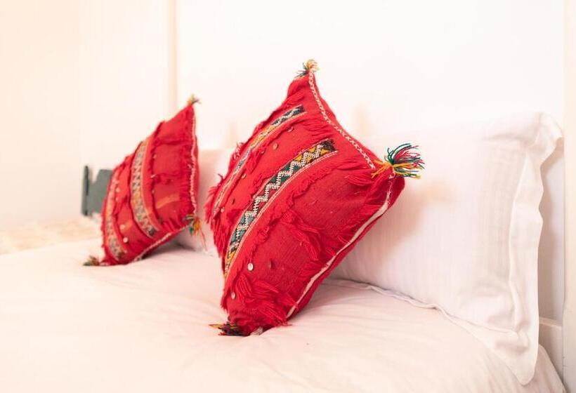 Номер Стандарт, Riad Dar Nawfal