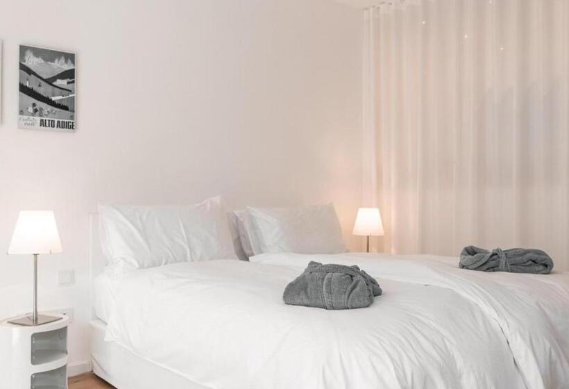 Номер Deluxe, Design Hotel Tyrol