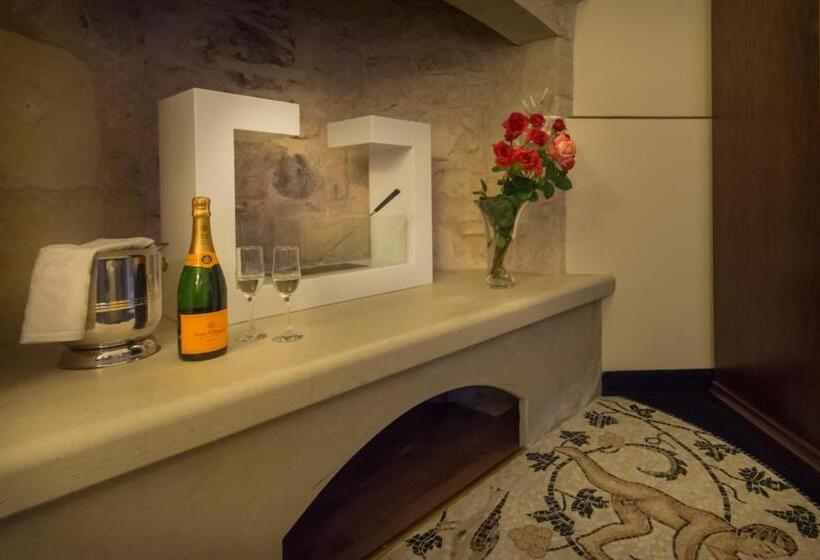 سوییت جونیور, Antica Stazione