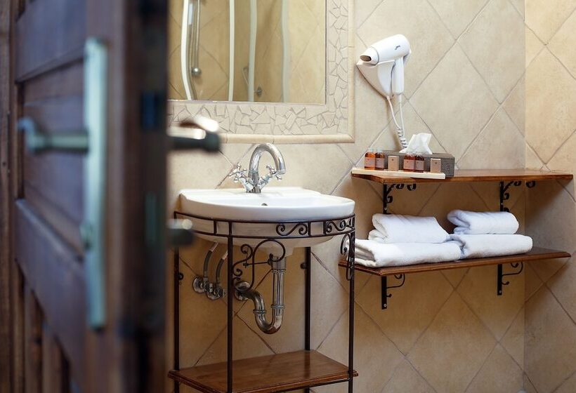 Номер Стандарт Индивидуальный, Dolina Charlotty Resort&spa