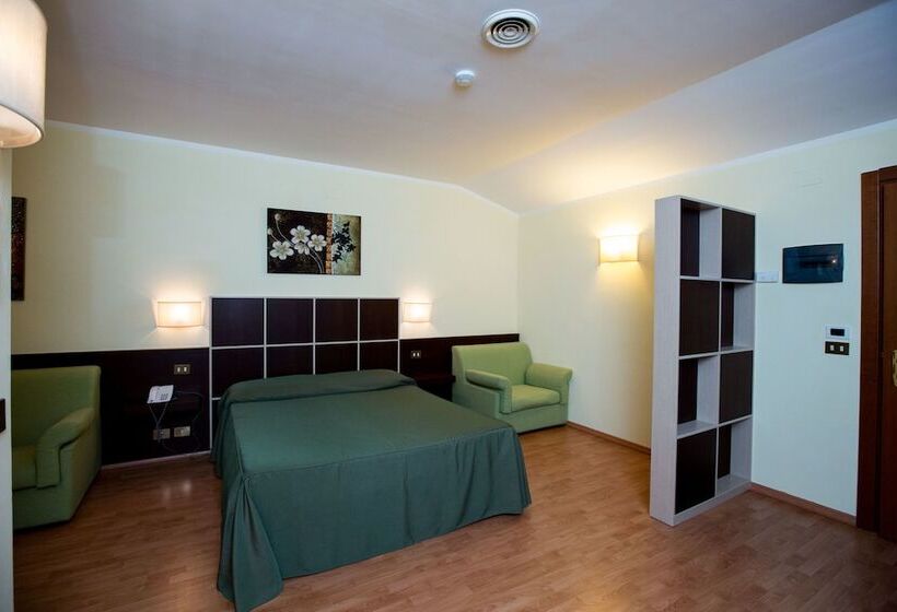 Quarto Estandar, Roccaporena