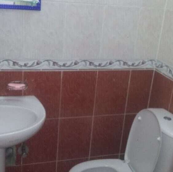 اتاق لوکس, Isis Hostel 2