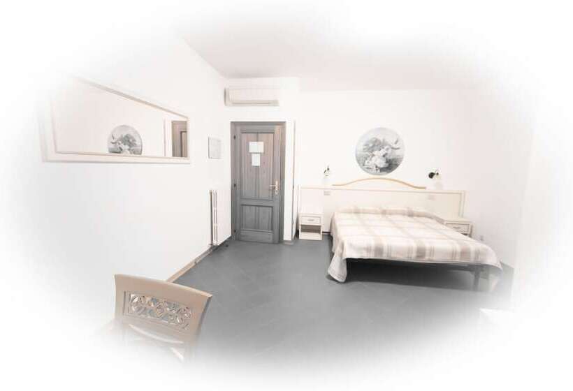 اتاق استاندارد سه نفره, I Tigli Albergo Diffuso