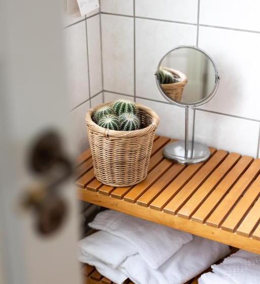 Номер Комфорт, Park Hotel Linköping Fawlty Towers