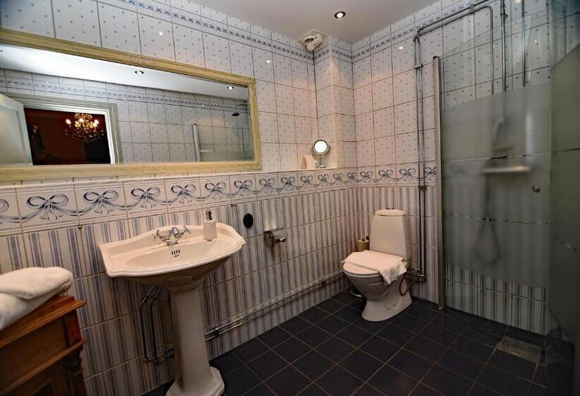 Номер Комфорт, Park Hotel Linköping Fawlty Towers